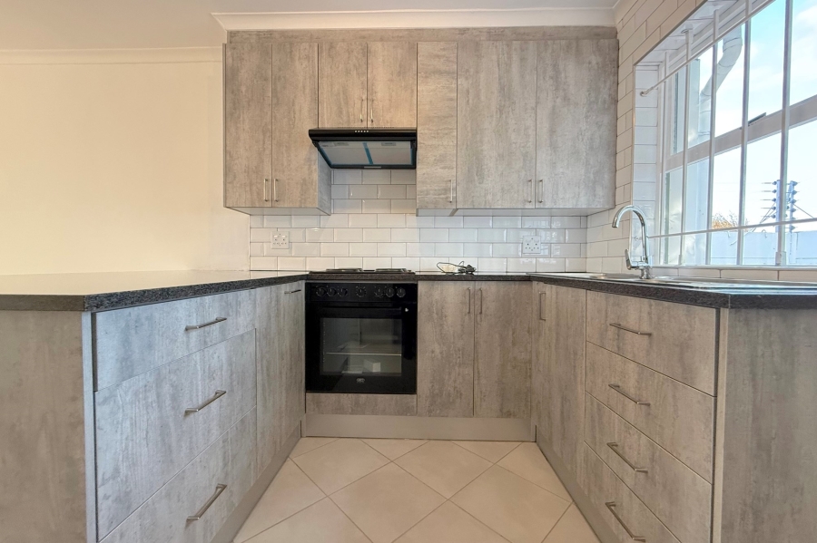 To Let 2 Bedroom Property for Rent in Flamingo Vlei Western Cape